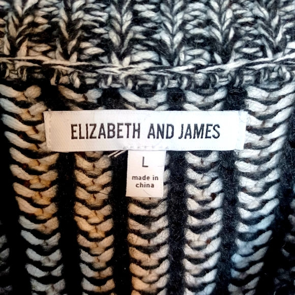 Knitted stripped sweater - Picture 3 of 3